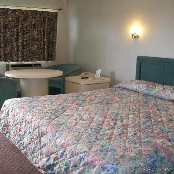 Red Carpet Inn Berlin Oda fotoğraf
